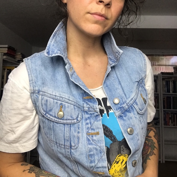 Vintage GAP Denim Vest - B6 - Picture 2 of 6